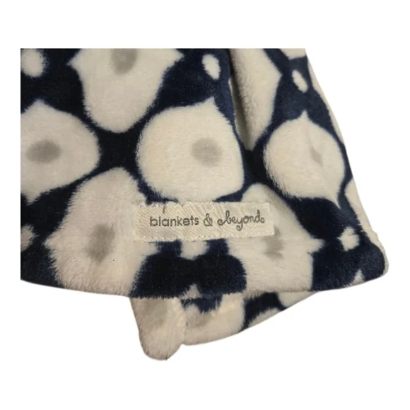 Blankets & Beyond Plush Lovey - Picture 3 of 4